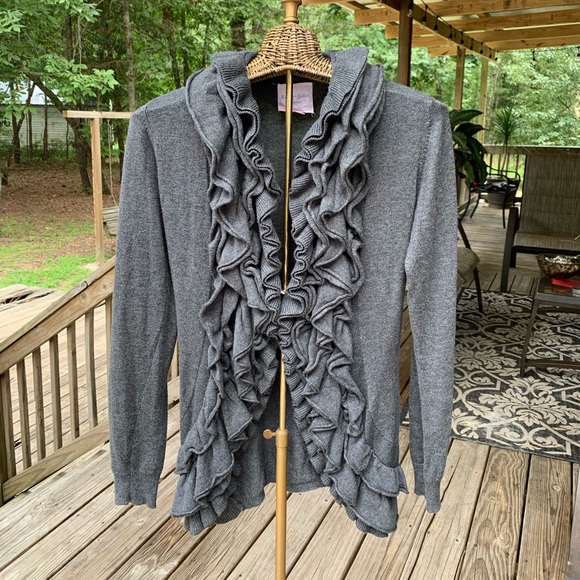 Romeo & Juliet Couture Sweaters - Romeo and Juliet Couture ruffled sweater